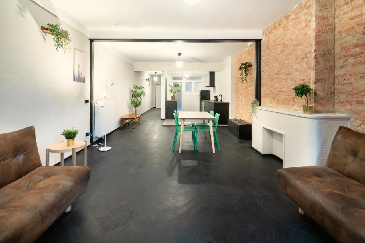Apartments In The Heart Of Antwerp Exterior photo