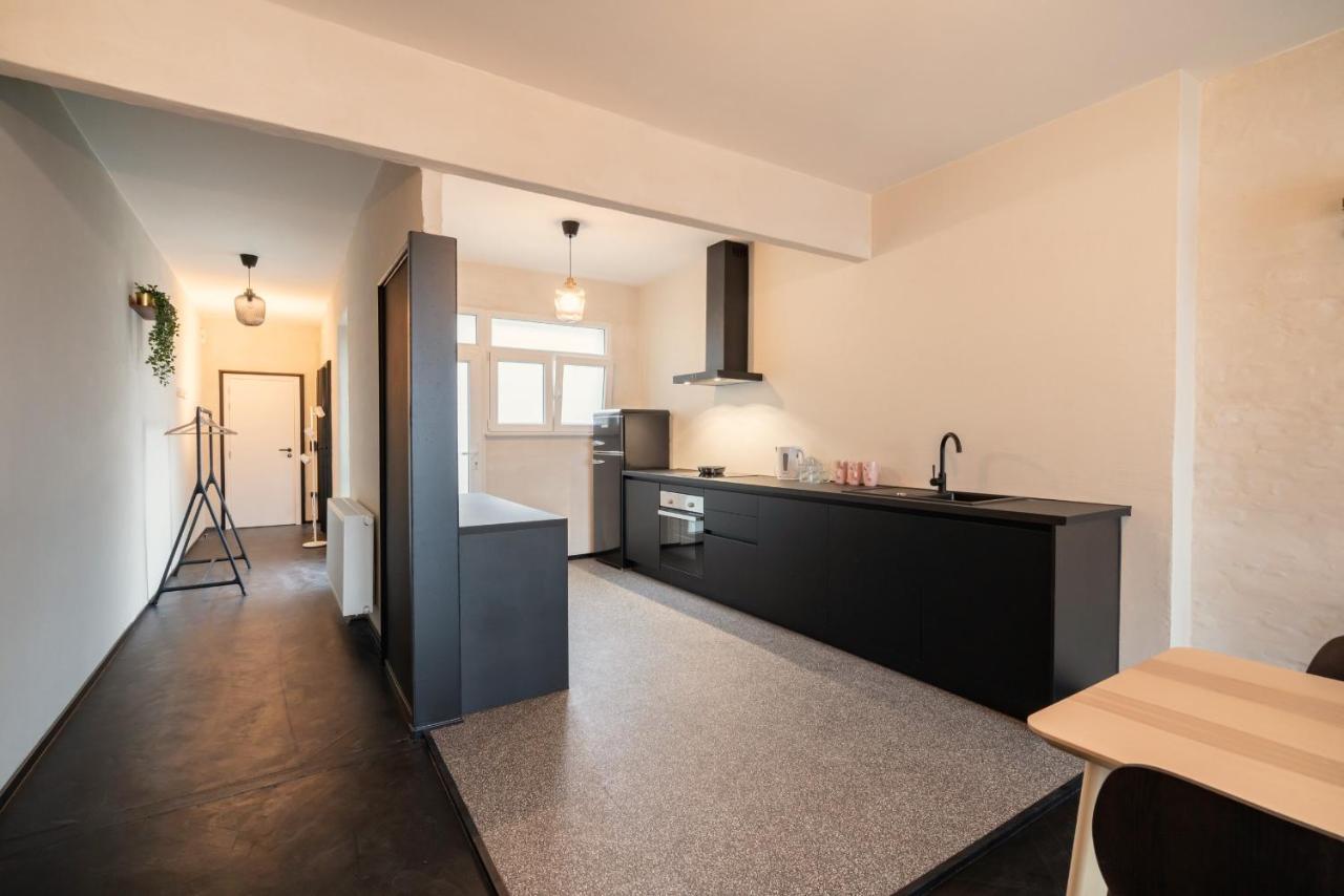 Apartments In The Heart Of Antwerp Exterior photo